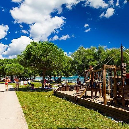 Apartments Villa Rivarella Novigrad  Pokój zdjęcie